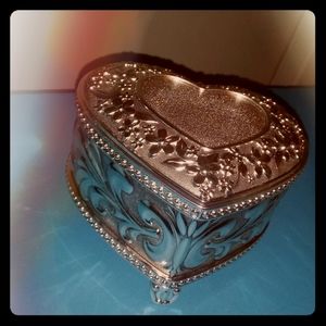 Heart shaped jewelry box